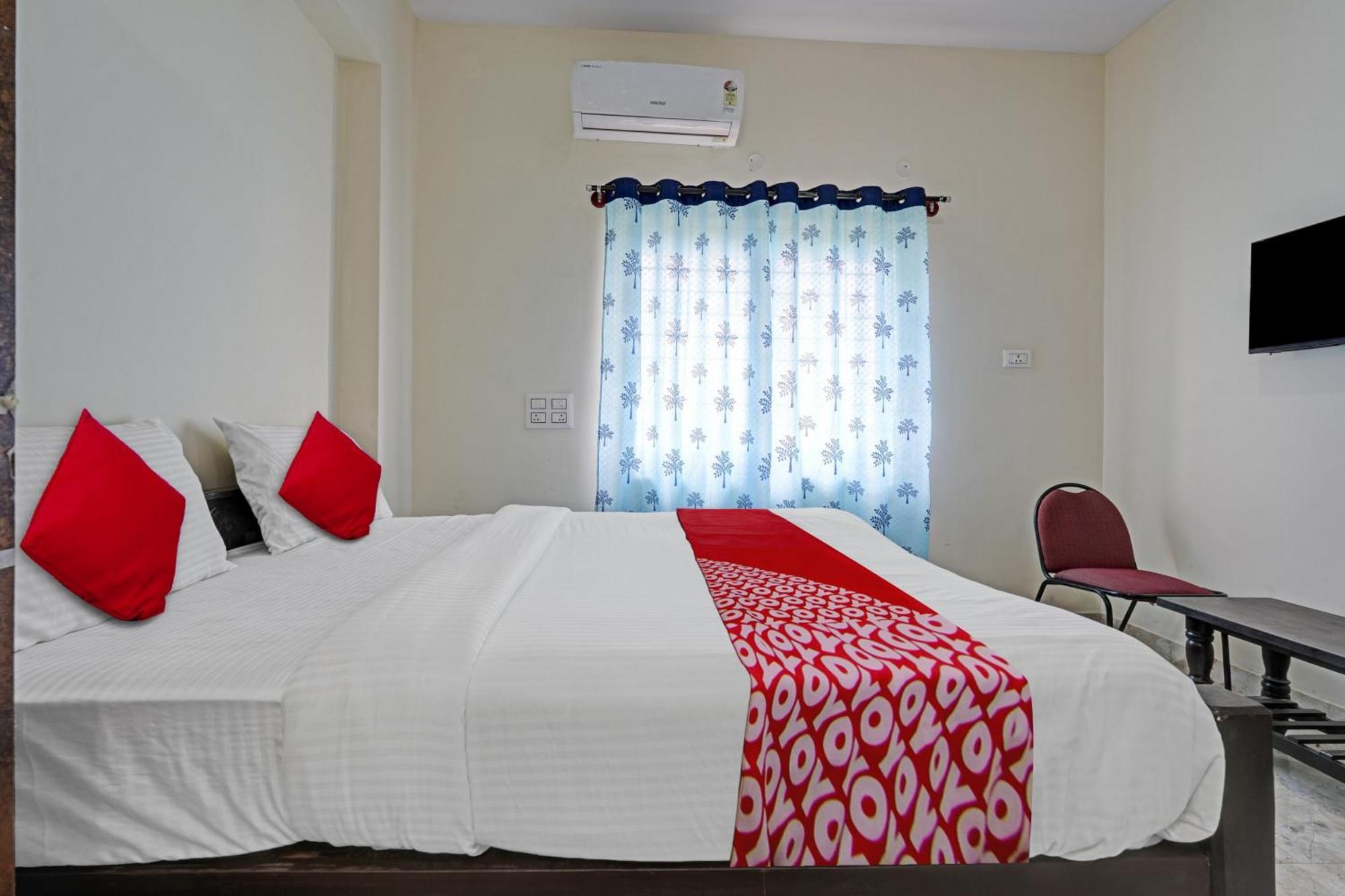 Hotel O Sri Chowdeshwari Boarding And Lodging Tavarikere Luaran gambar