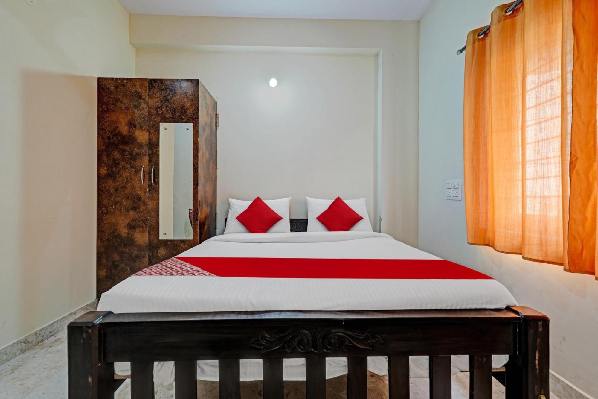 Hotel O Sri Chowdeshwari Boarding And Lodging Tavarikere Luaran gambar