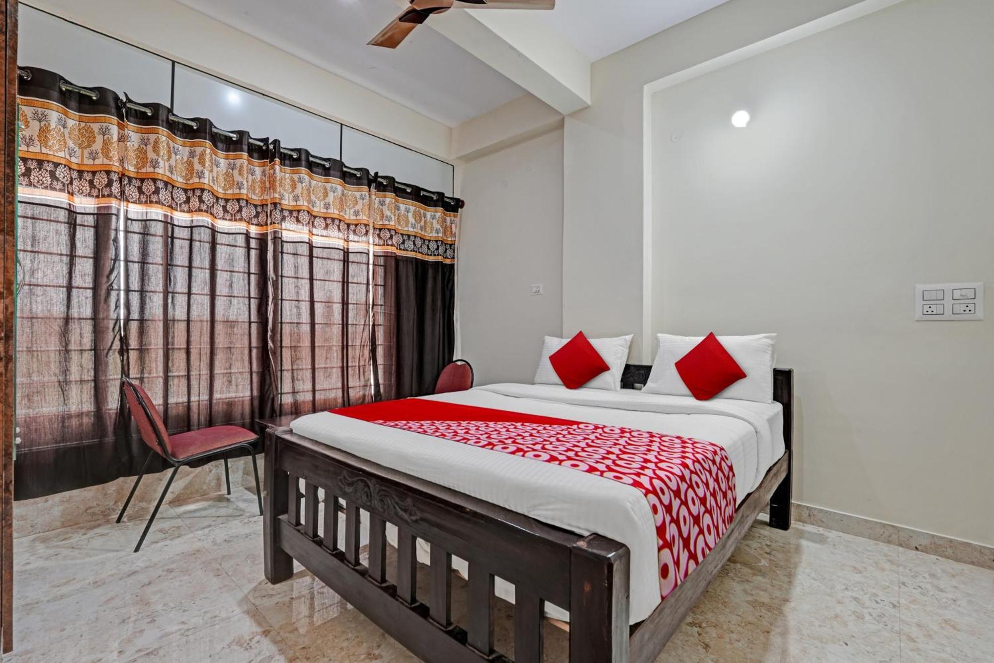 Hotel O Sri Chowdeshwari Boarding And Lodging Tavarikere Luaran gambar